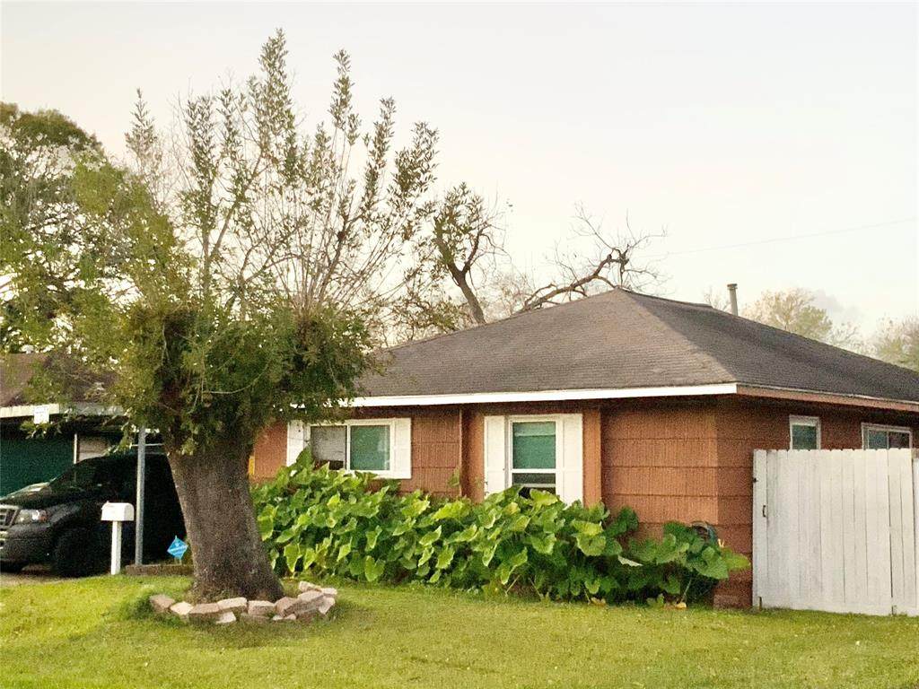 3207 Grant Street - Photo 1