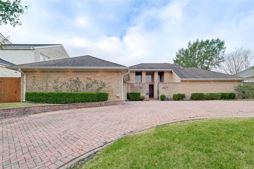 534 Fox Briar Lane - Photo 1