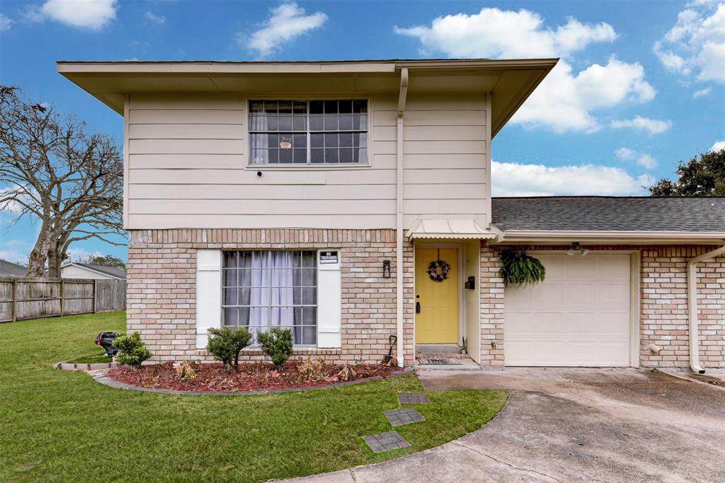 17119 Blackhawk Boulevard - Photo 1