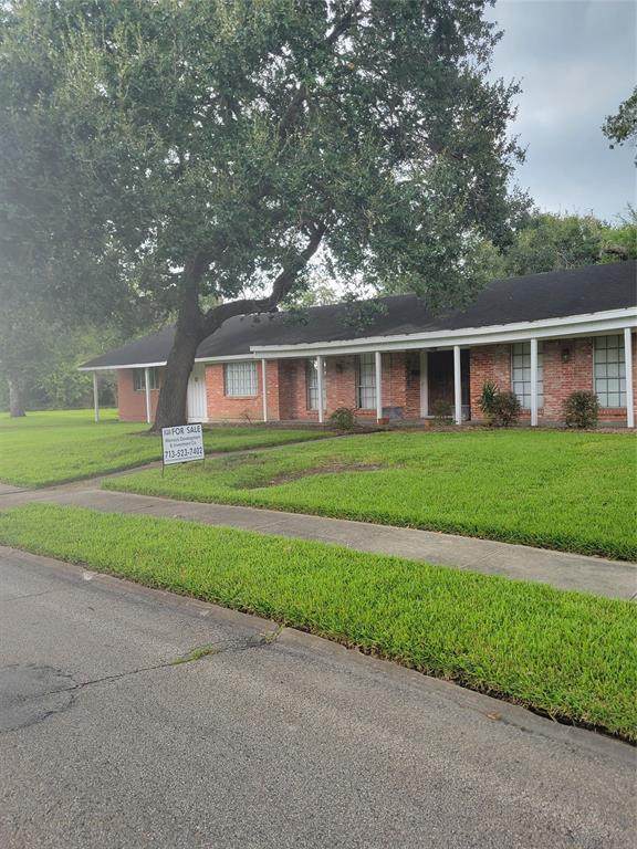 4829 Willowbend Boulevard - Photo 1