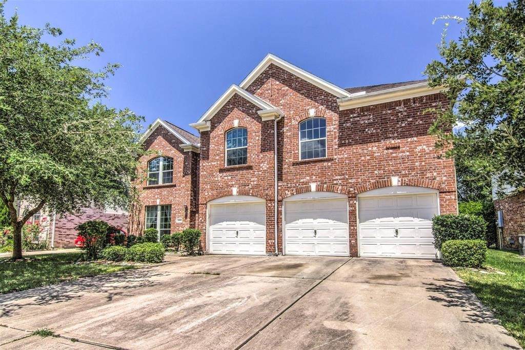 2103 Blue Water Bay Drive - Photo 1