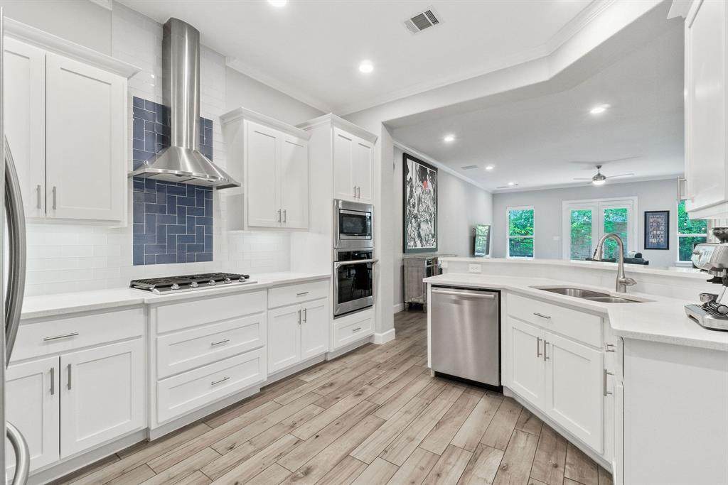3705 Newhouse Street - Photo 1