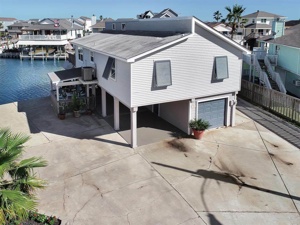 1302 Coral Way - Photo 1