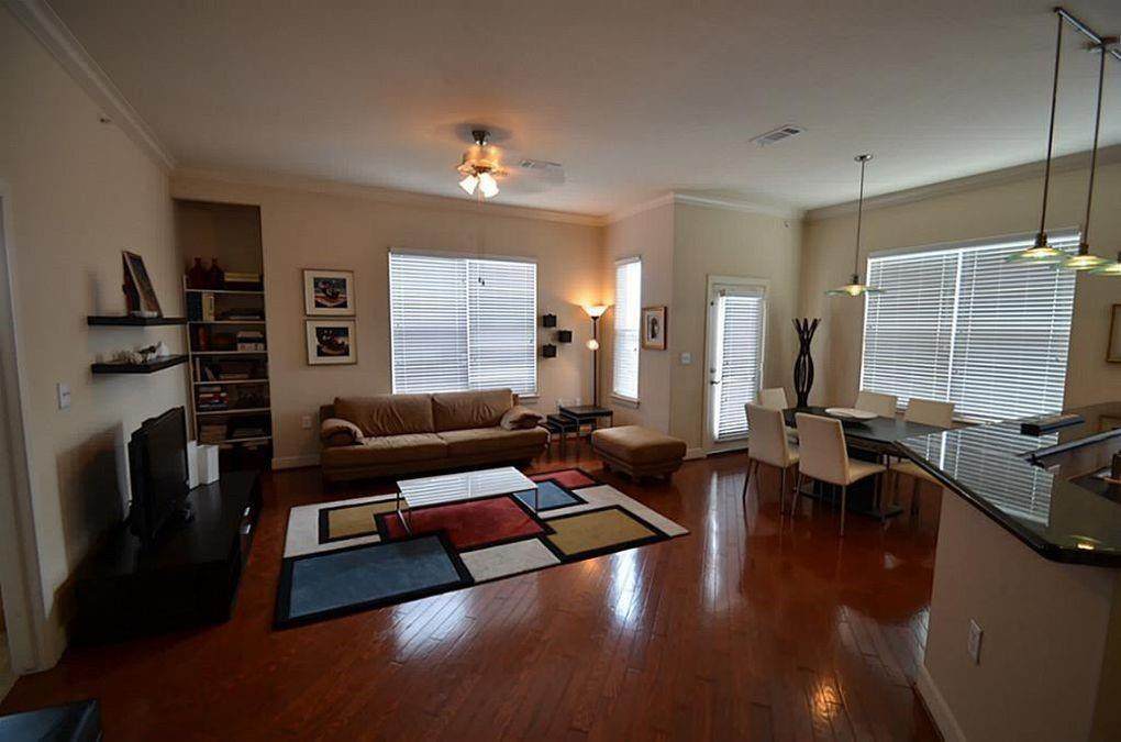 1010 Rosine Street - Photo 1