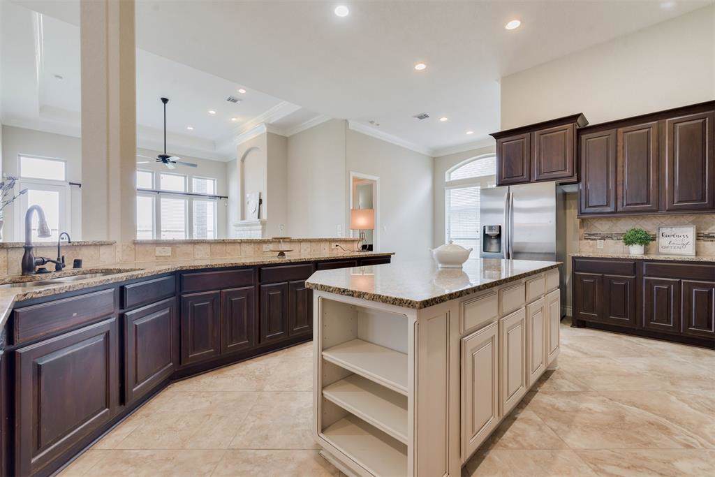 28930 Havenport - Photo 1