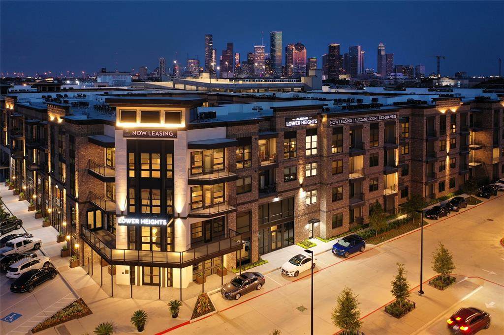 2770 Summer Street - Photo 1