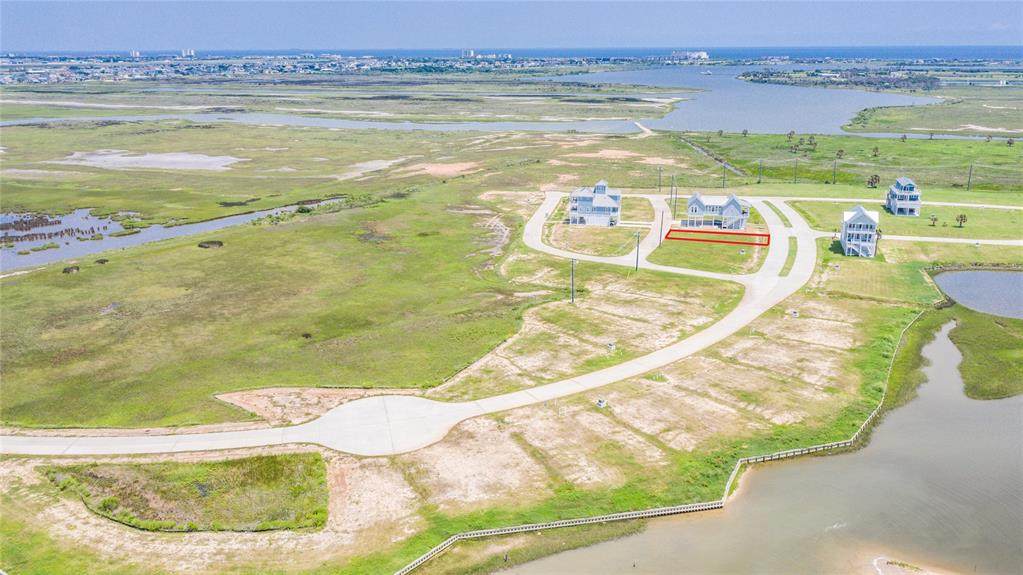 1611 Bay Pointe Drive - Photo 1