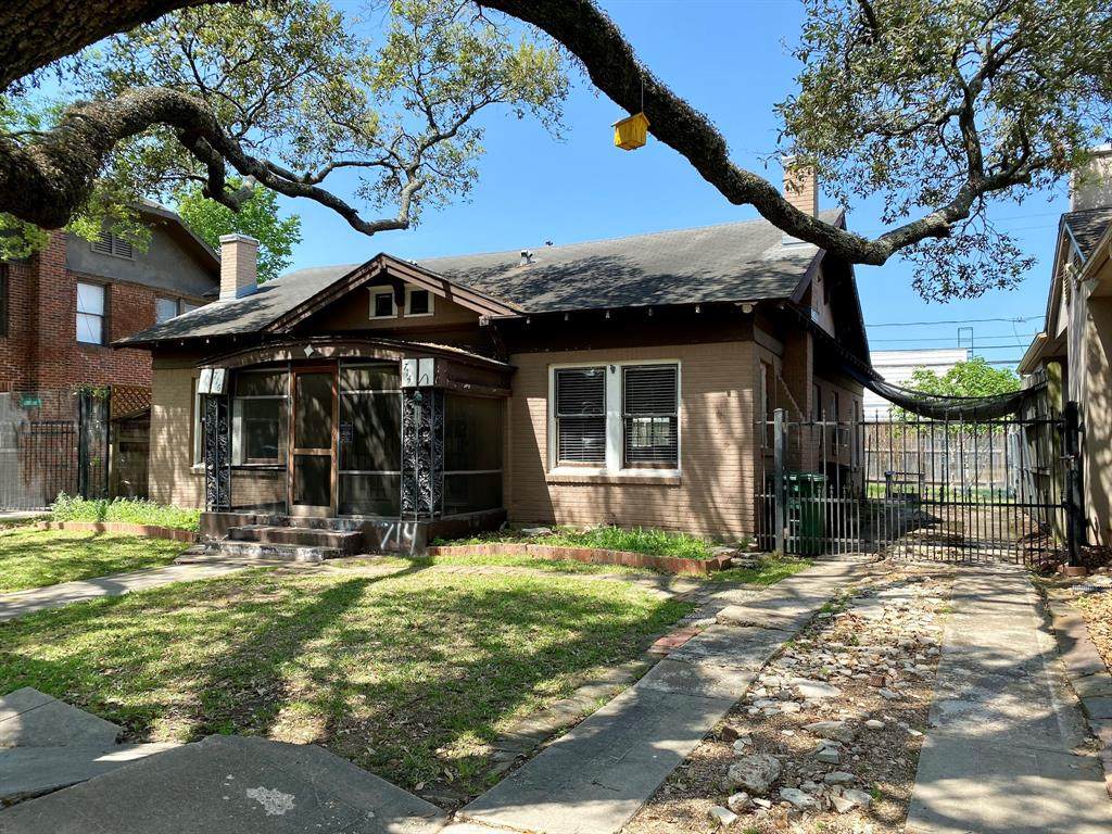 714 Peden Street - Photo 1