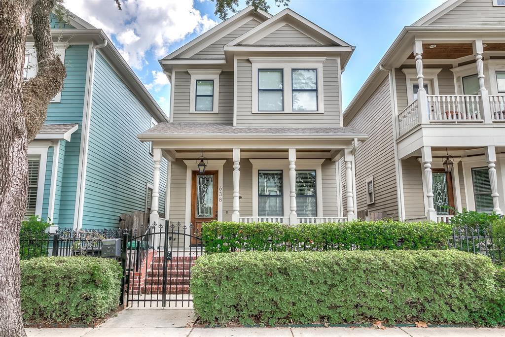638 17th Street - Photo 1