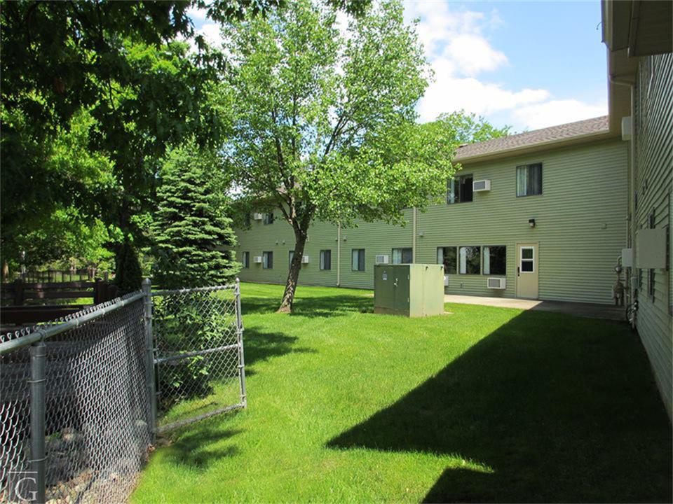 300 King Street - Photo 1