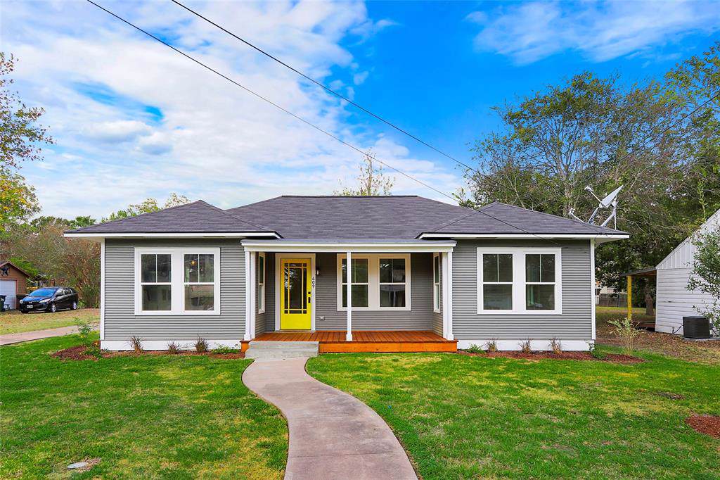 409 Mechanic Street - Photo 1
