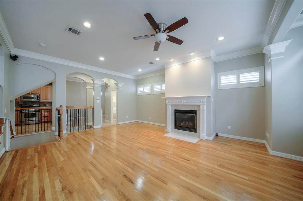 105 Detering Street - Photo 1