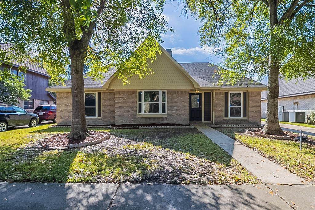 14831 Earlswood Drive - Photo 1