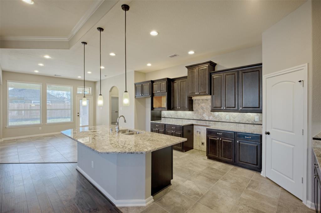 10106 Lewis Lane - Photo 1