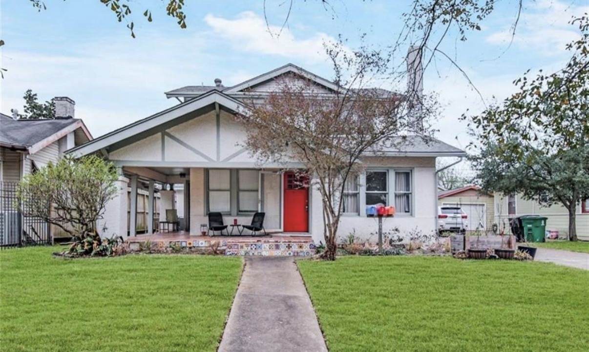 4614 Park Drive - Photo 1