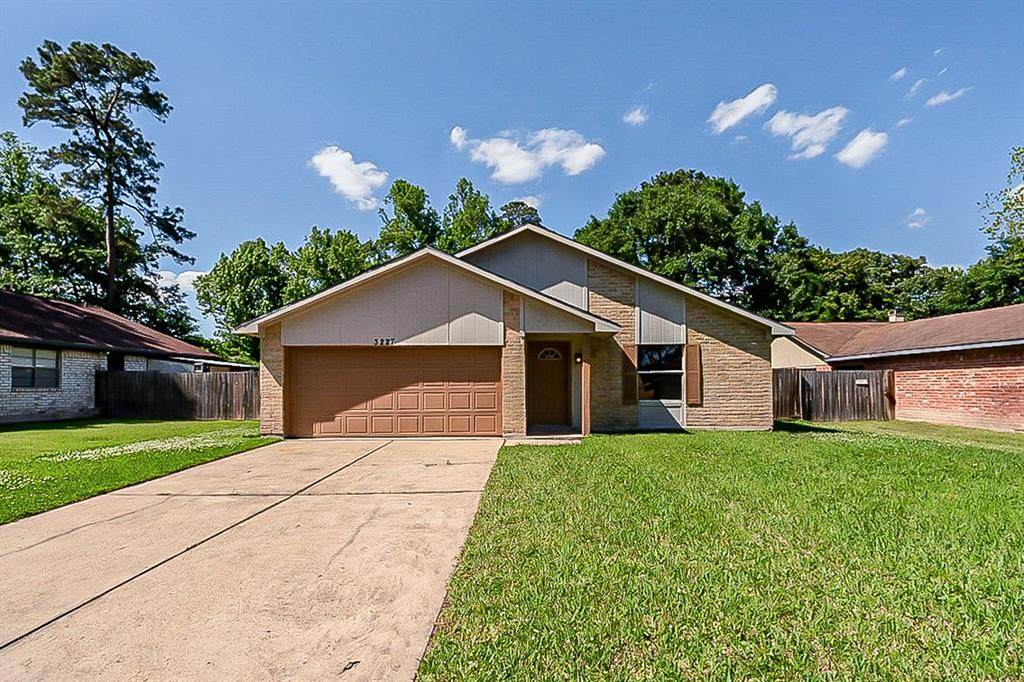3227 Crossman Street - Photo 1