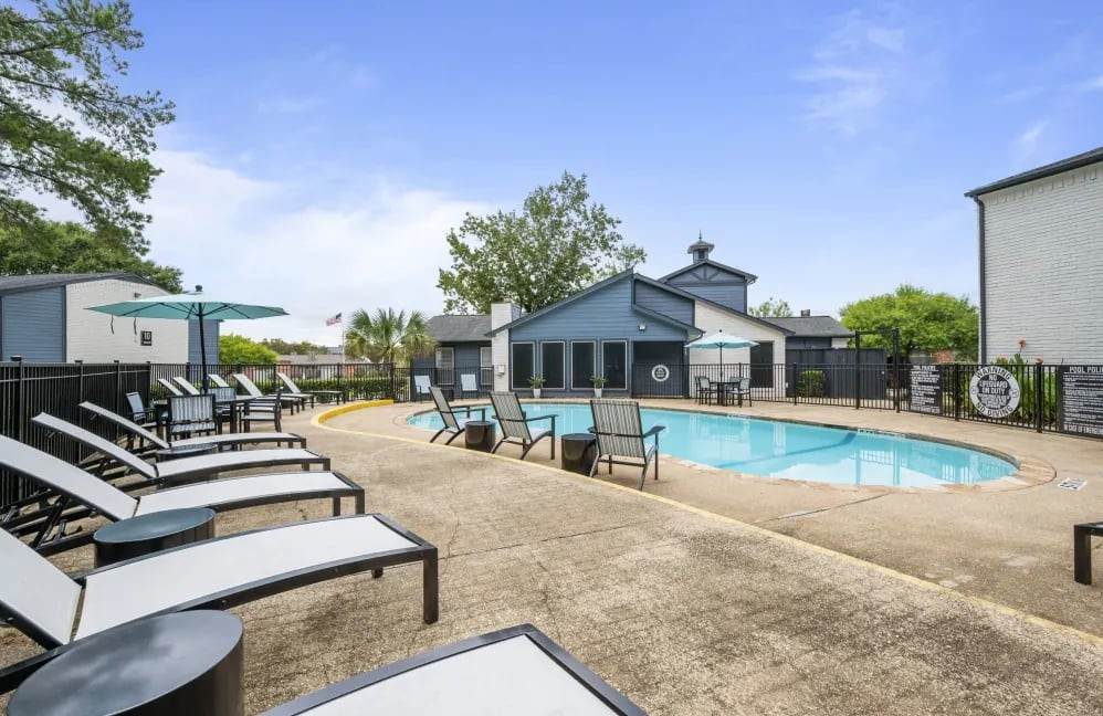 2020 Plantation Drive - Photo 1