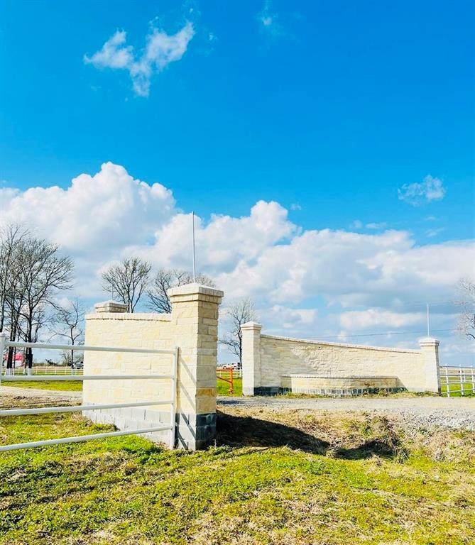 1313 County Road 48662 - Photo 1