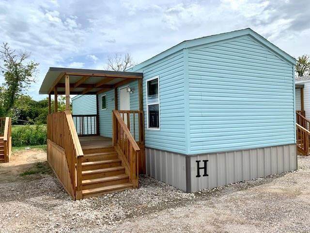 3621 County Road 161 - Photo 1