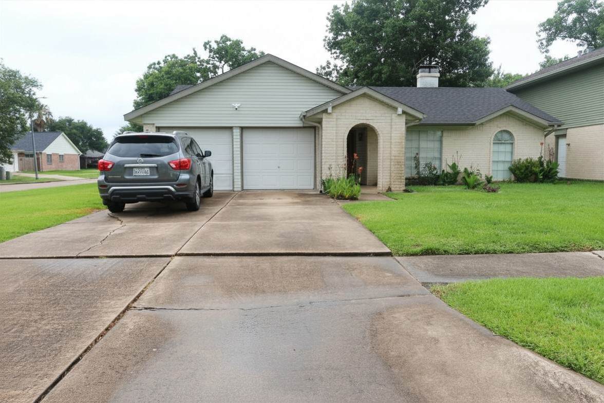 7318 Towerview Lane - Photo 1