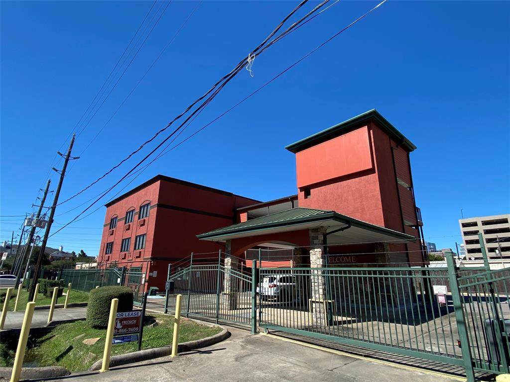 1025 Swanson Street - Photo 1