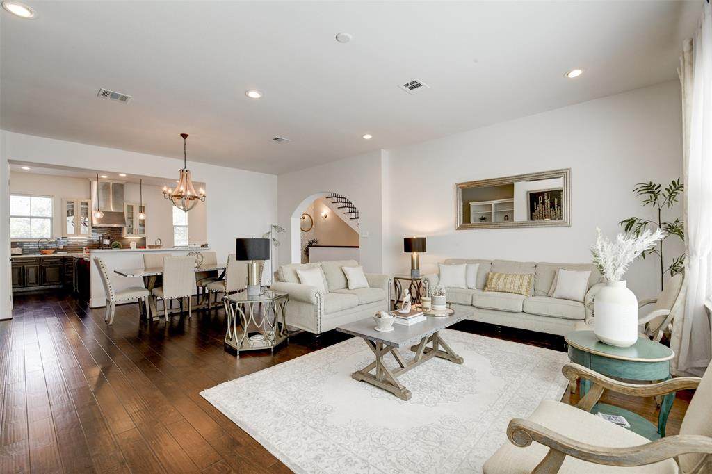 5708 Dolores St - Photo 1