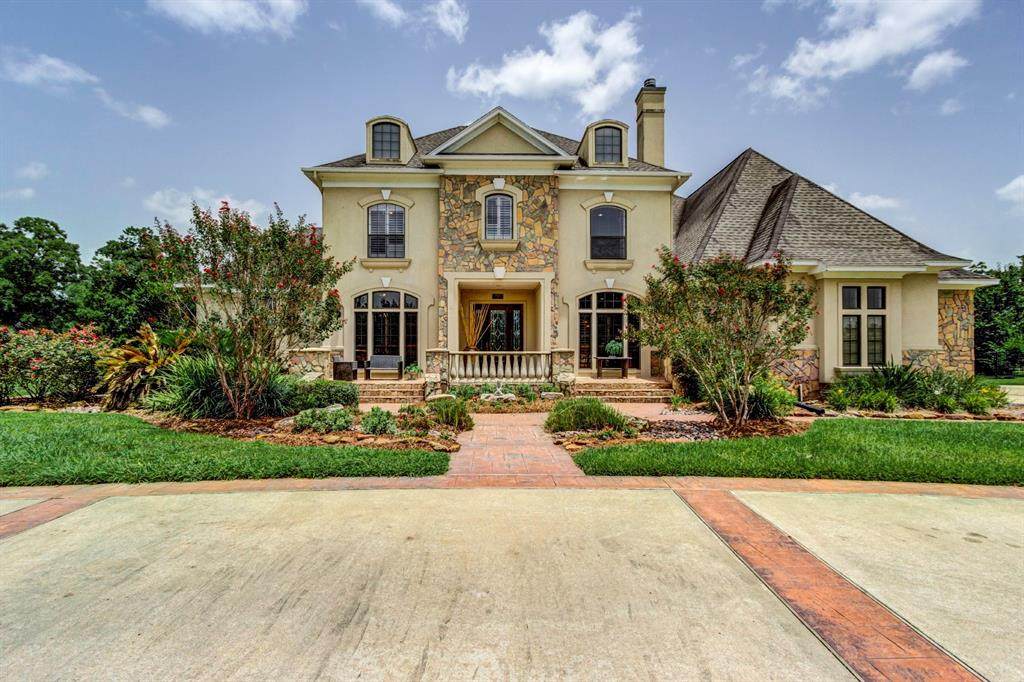 3928 Paseo Royale Boulevard - Photo 1