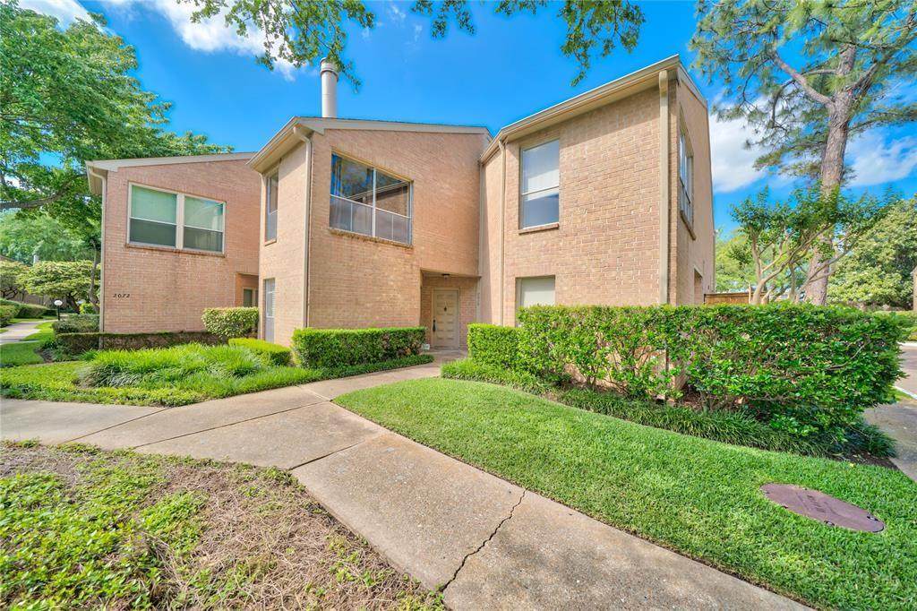 2070 Augusta Dr Drive - Photo 1