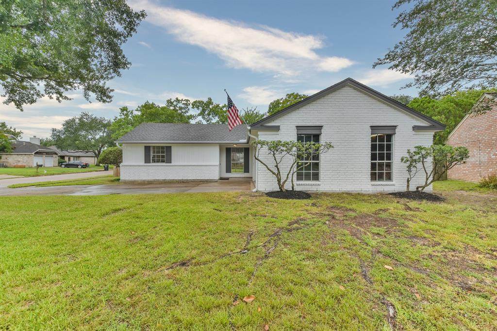 5303 Green Hazel Court - Photo 1