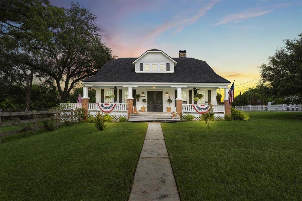 631 Sander Street - Photo 1