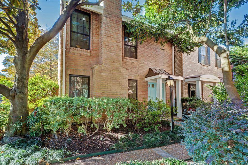 1014 Augusta Drive - Photo 1