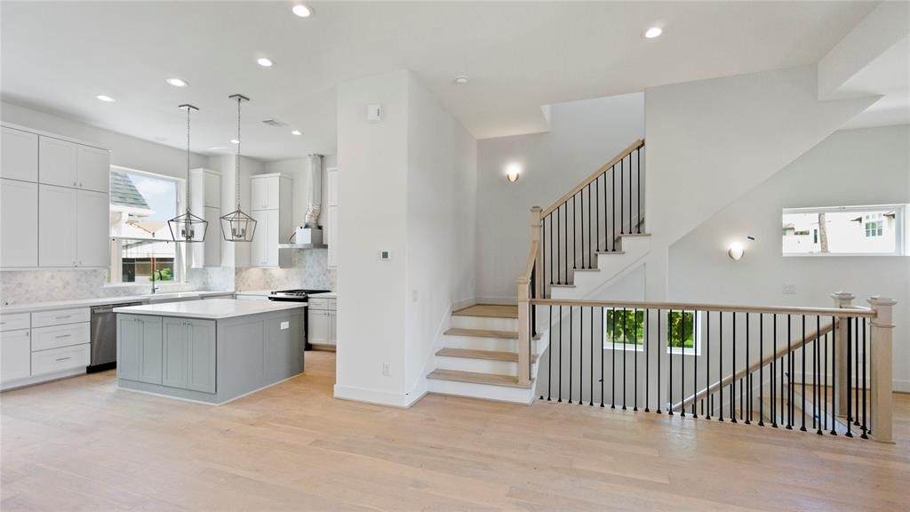 4621 Maxie Street - Photo 1