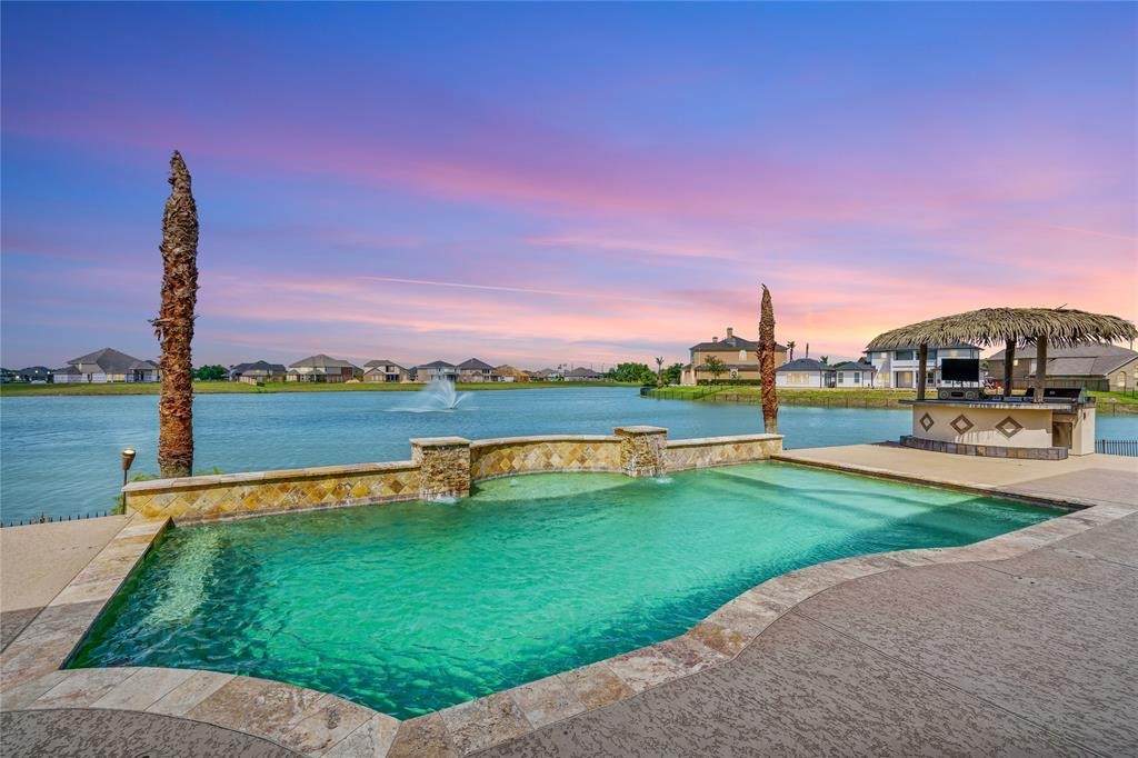 8 Cypress Point Court - Photo 1