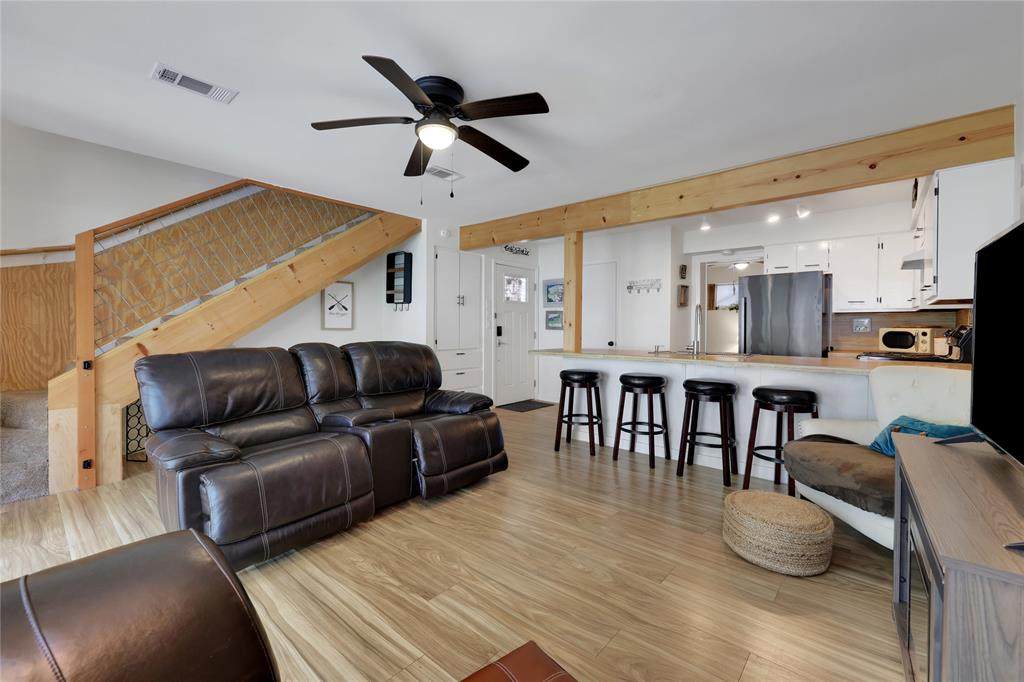 118 Harbour Lane - Photo 1