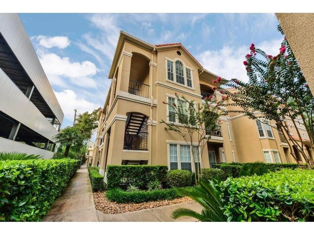 3231 Allen Parkway - Photo 1