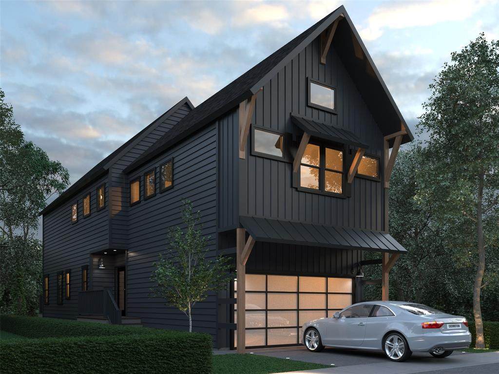 921 32nd 1/2 Street - Photo 1