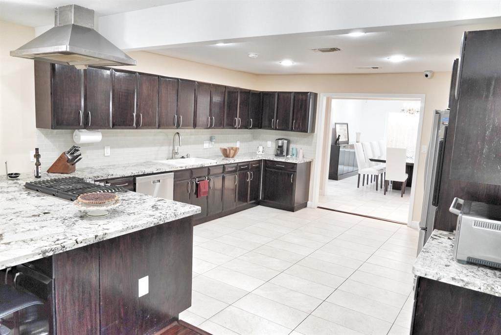 307 Electra Drive - Photo 1