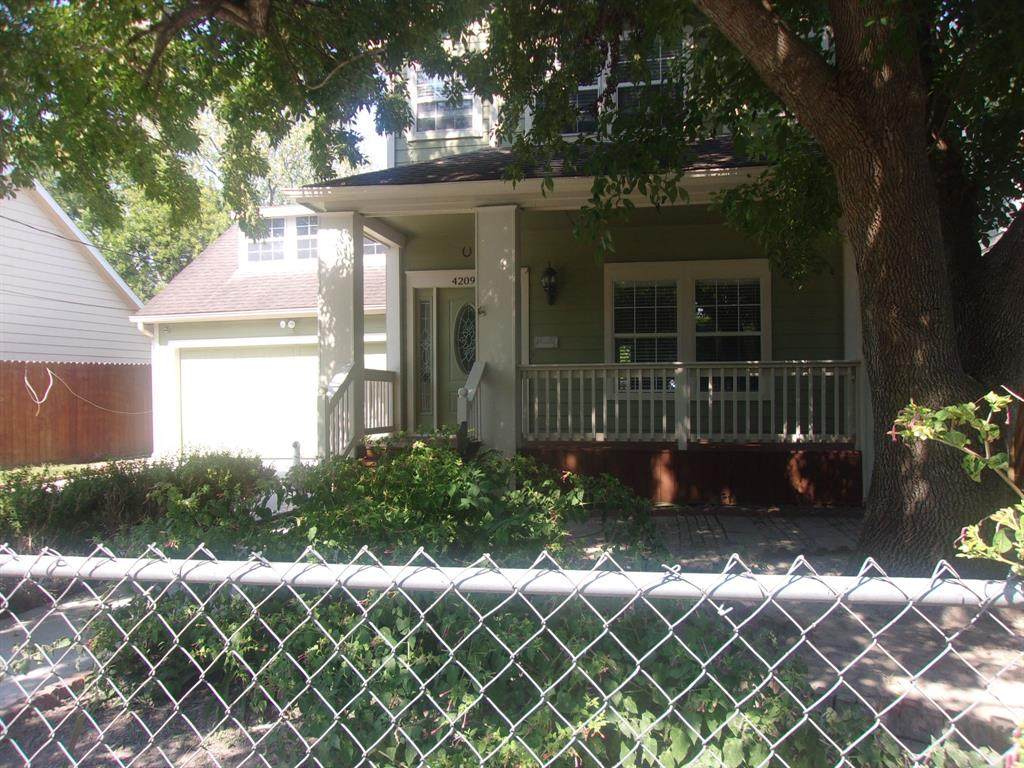 4209 Ross - Photo 1