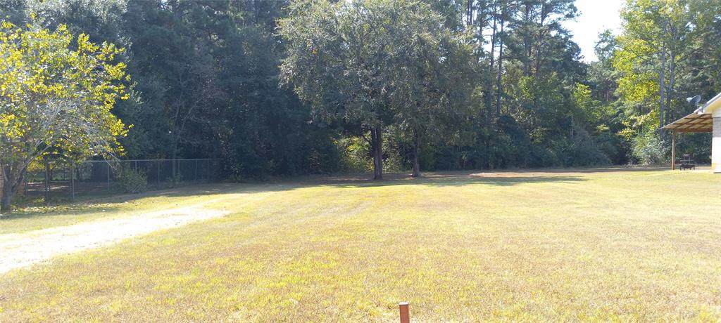 114 Clover Lane - Photo 1