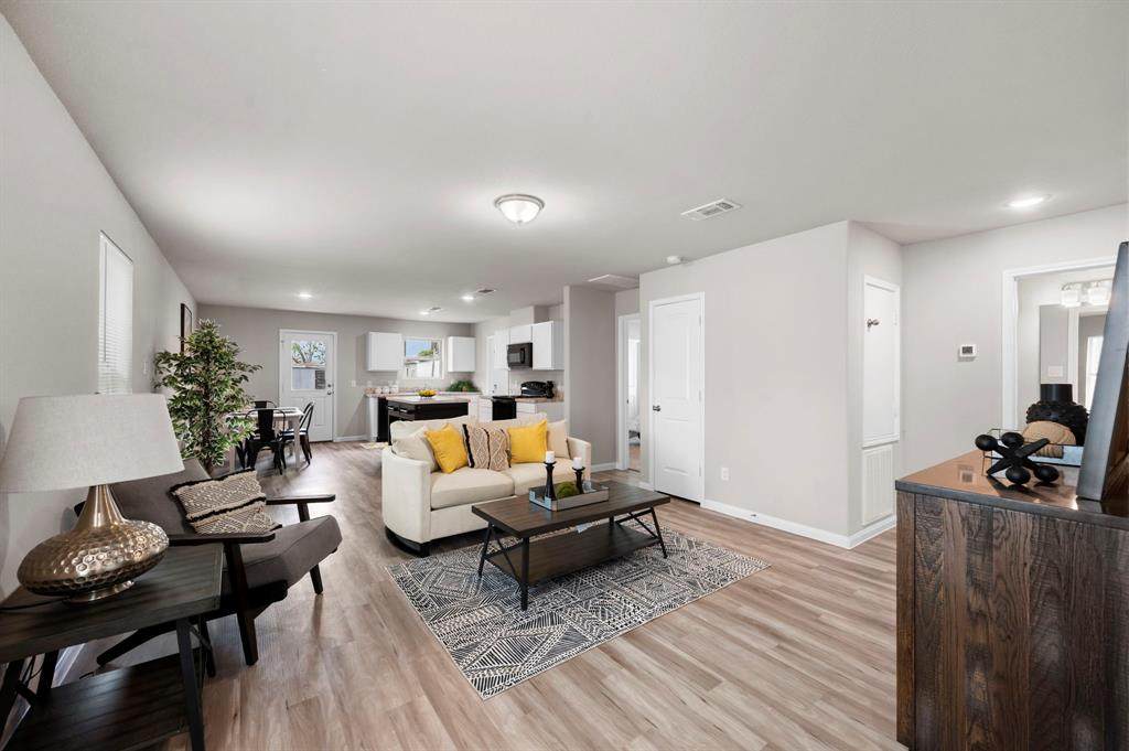 2721 Avenue B - Photo 1