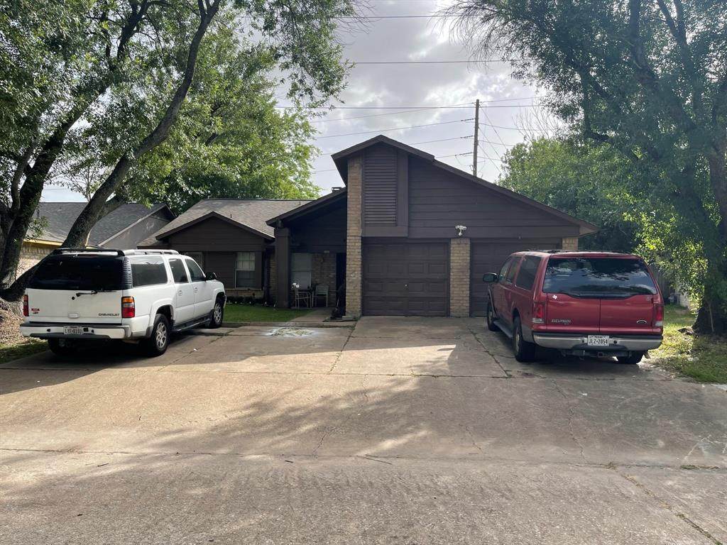 10151 & 10153 Inwood Hollow Lane - Photo 1