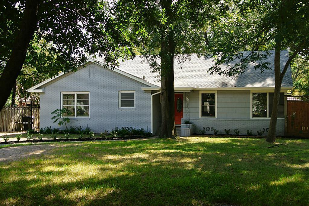 709 39th Street - Photo 1