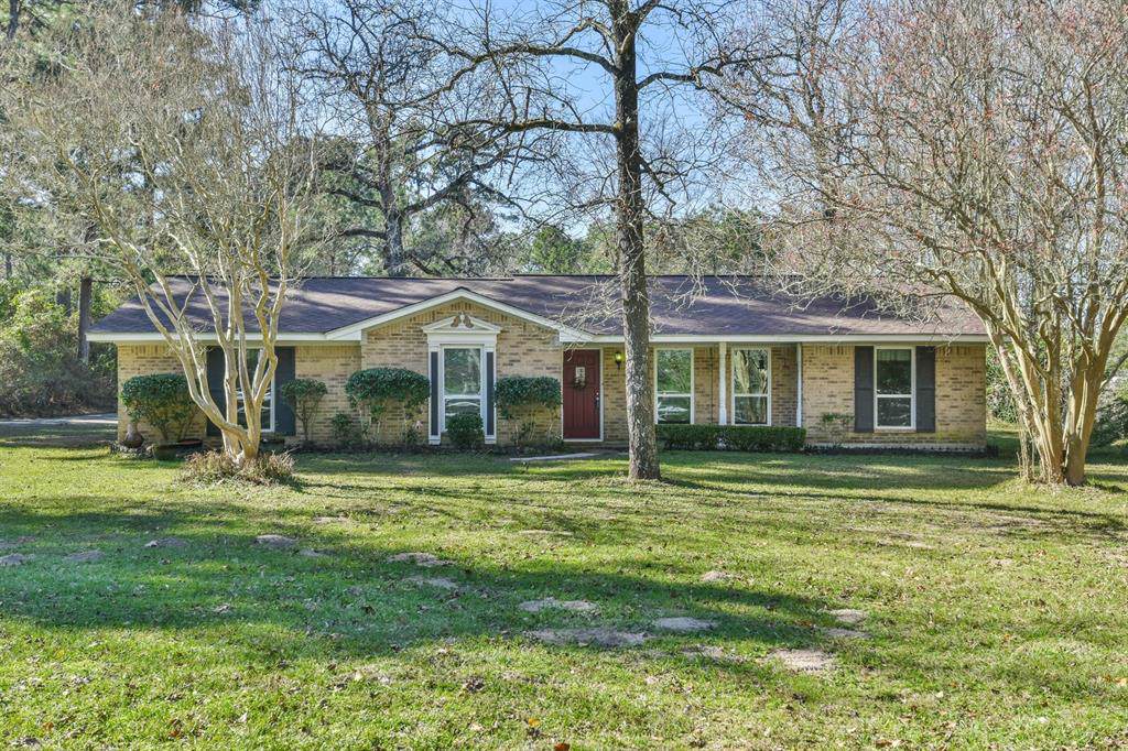 1520 Apache Drive - Photo 1