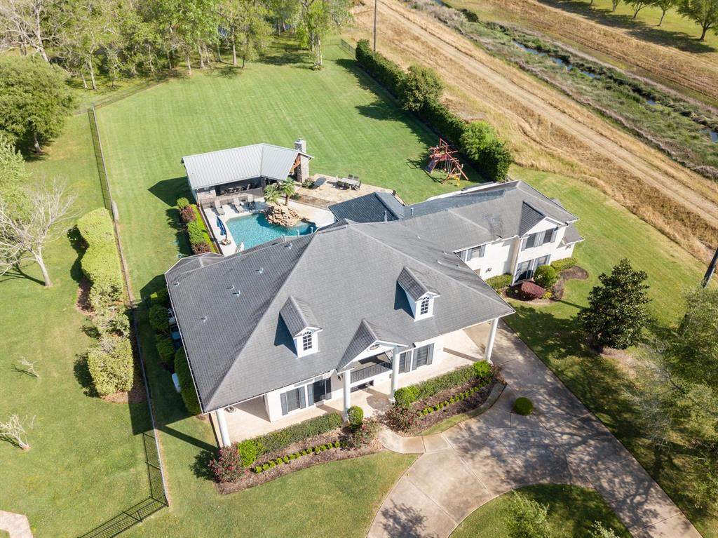 3802 Indian Point - Photo 1