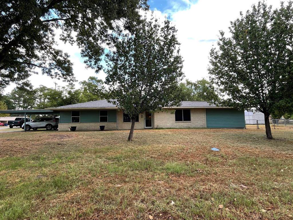 312 Elizabeth Street - Photo 1