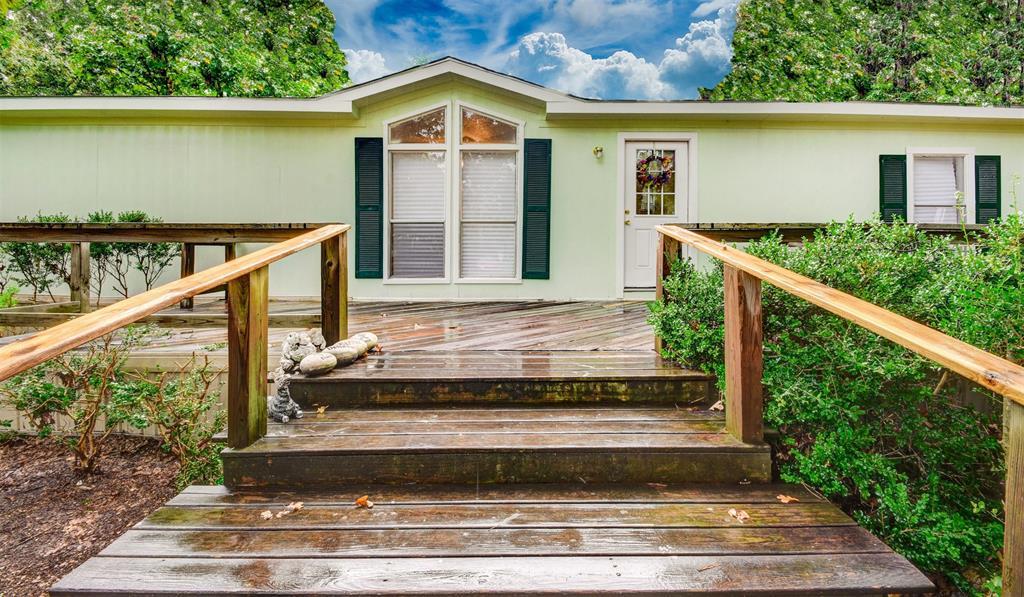 24862 Shady Oaks Boulevard - Photo 1