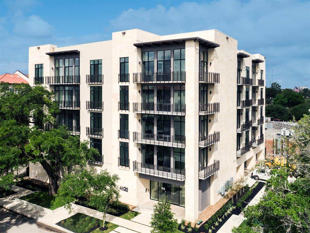 4820 Caroline Street - Photo 1