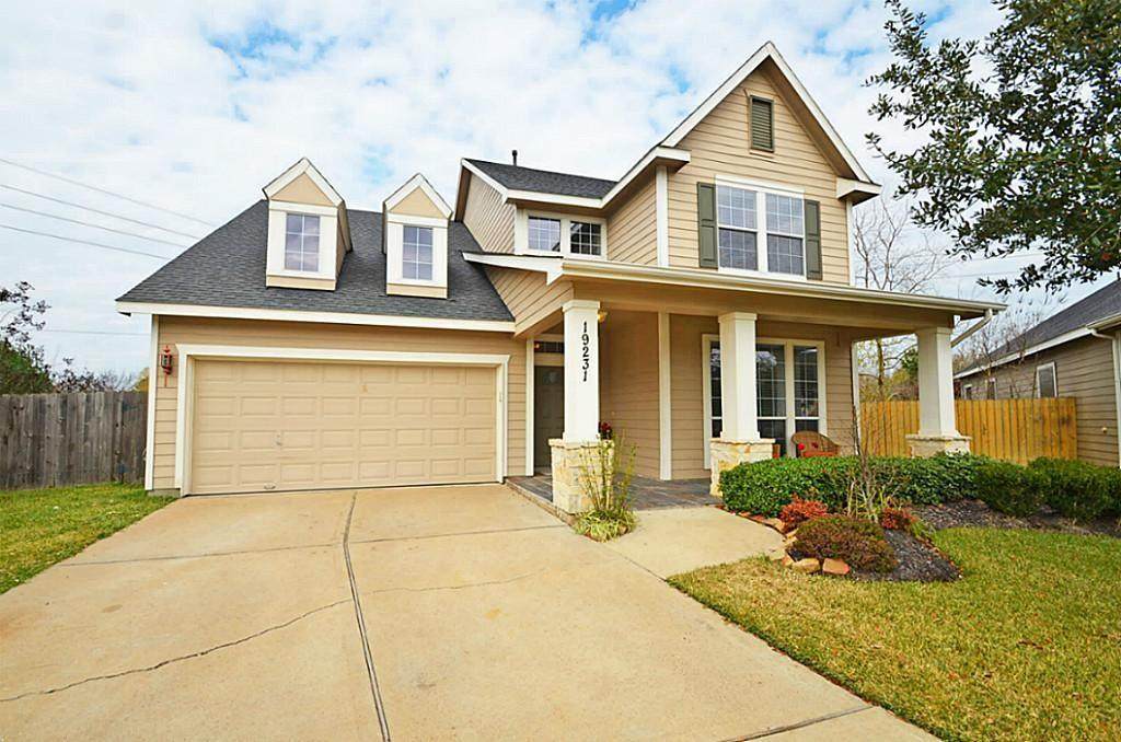 19231 Mossy Pointe Lane - Photo 1