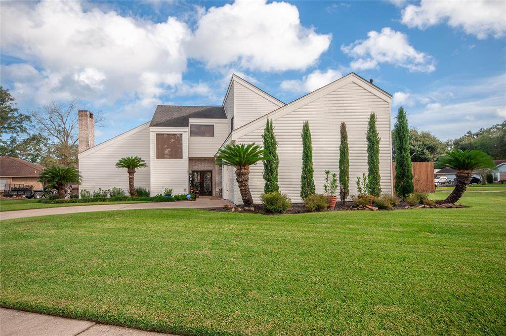 118 Forest Drive - Photo 1