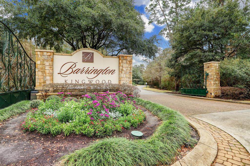 1214 Charing Cross Way - Photo 1
